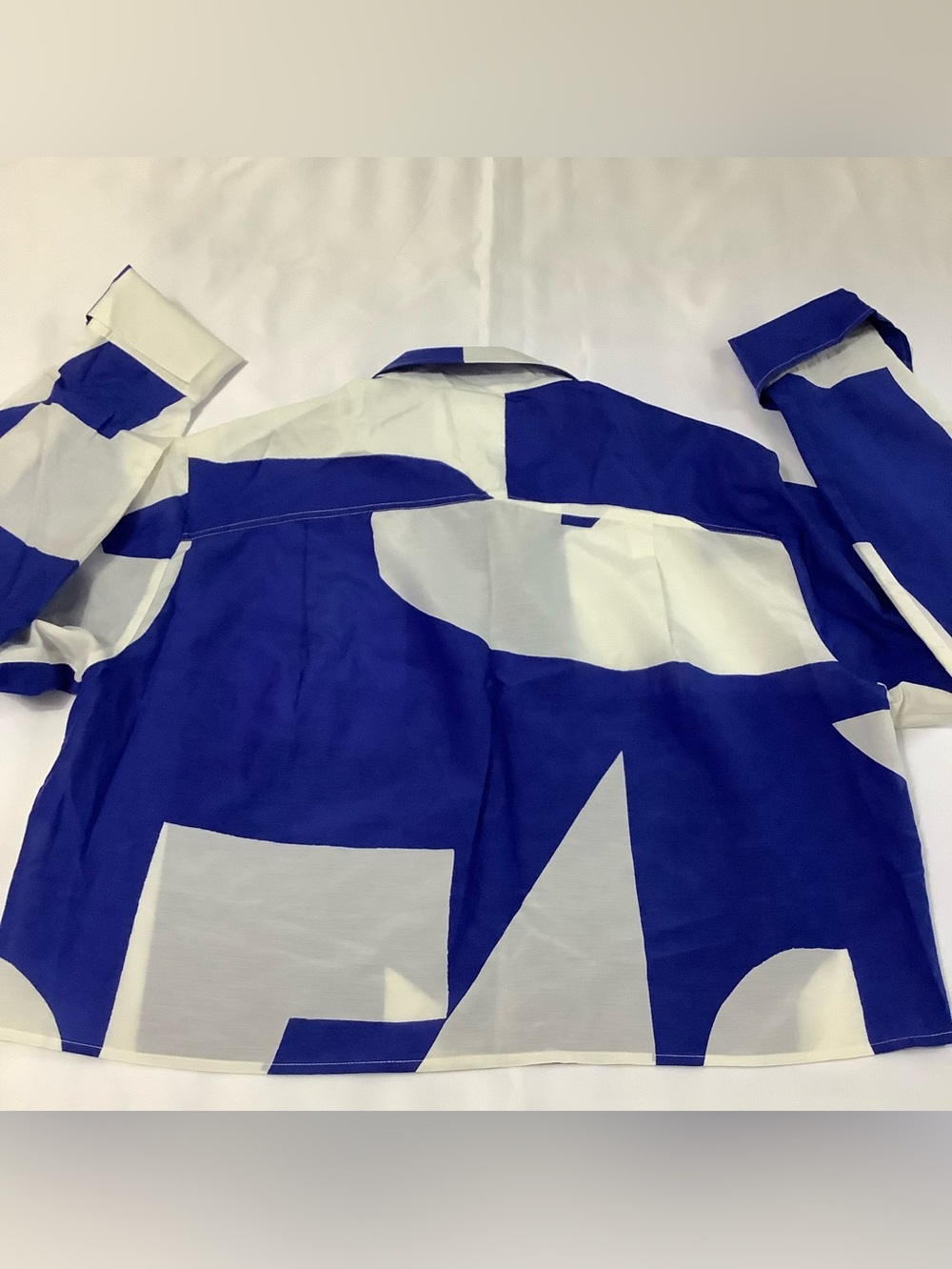 FRAME Cropped Geometric Print Silk blend Skirt XS  NWT (W536) - Picture 2 of 12